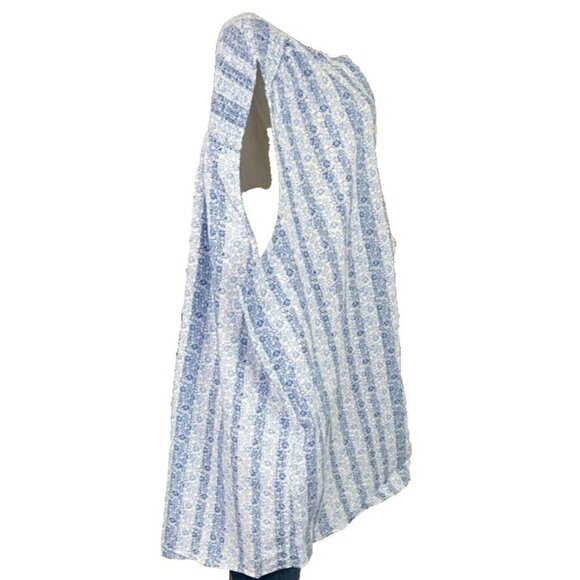 Woman Within +34/36 Blue Floral Split Neck Shirred Linen Blend Sleeveless Top - Picture 3 of 6